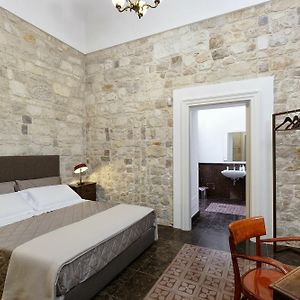 Camera deluxe con letto king size